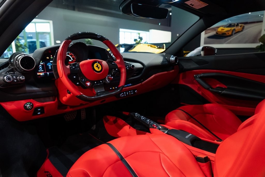 2022 FERRARI F8 - Image 27