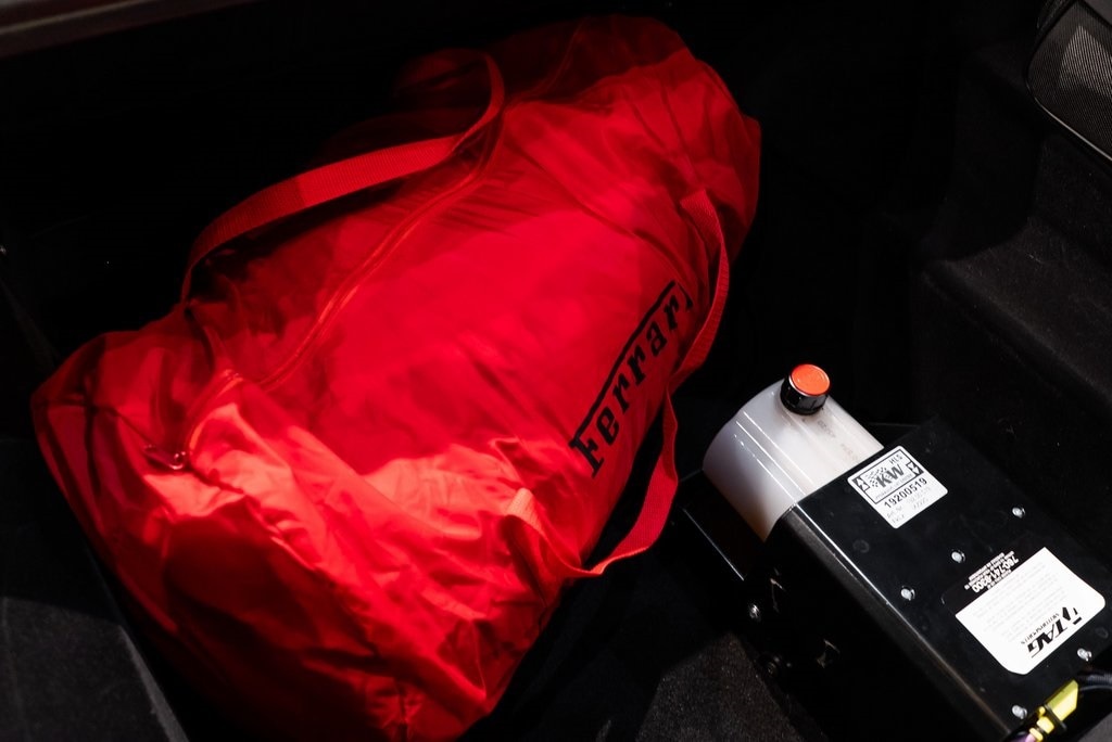 2015 FERRARI 458 - Image 24