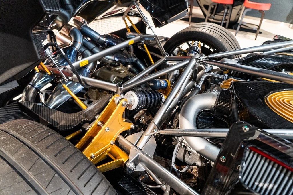 2017 PAGANI HUAYRA - Image 43