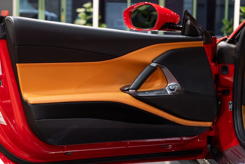 2021 FERRARI 812 - Image 23