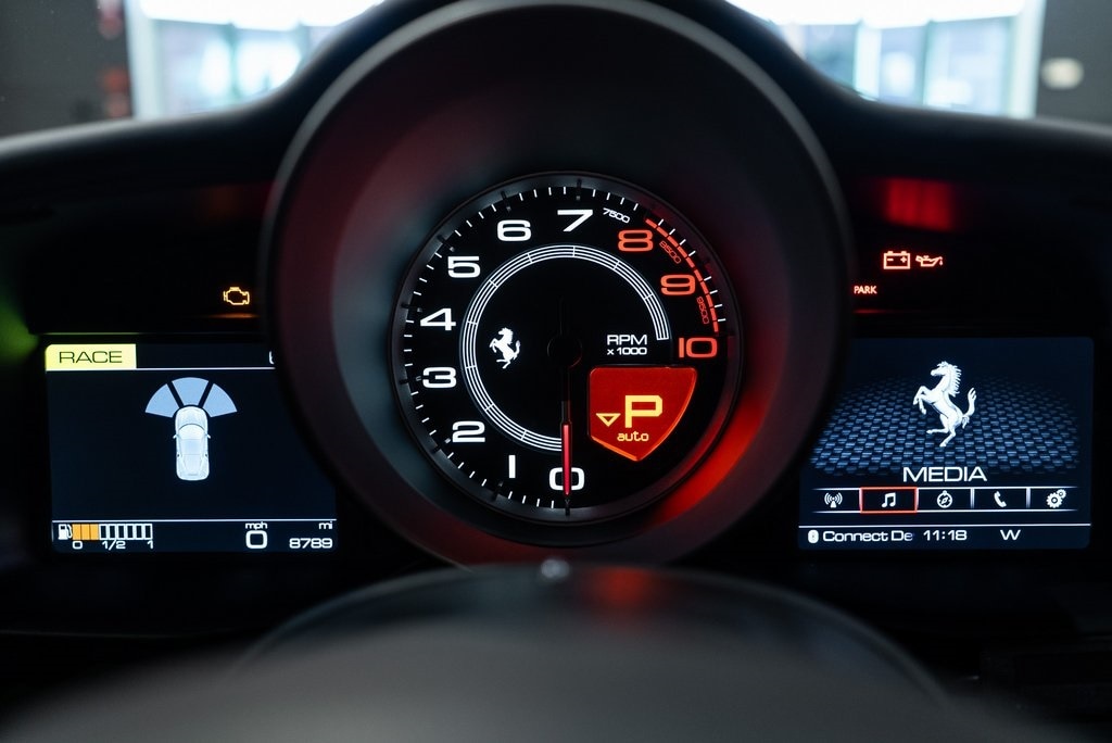 2018 FERRARI 488 - Image 26