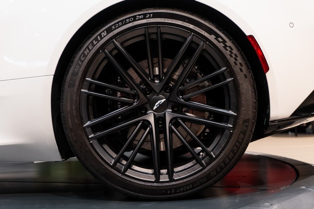 2024 ASTON MARTIN DB12 - Image 13