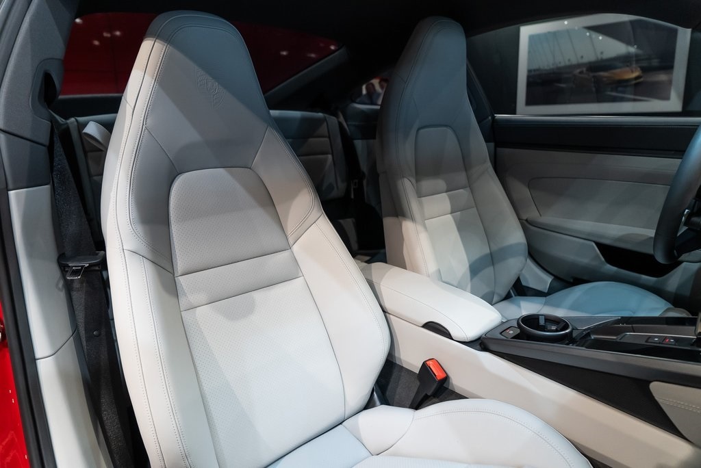 2024 PORSCHE 911 - Image 42