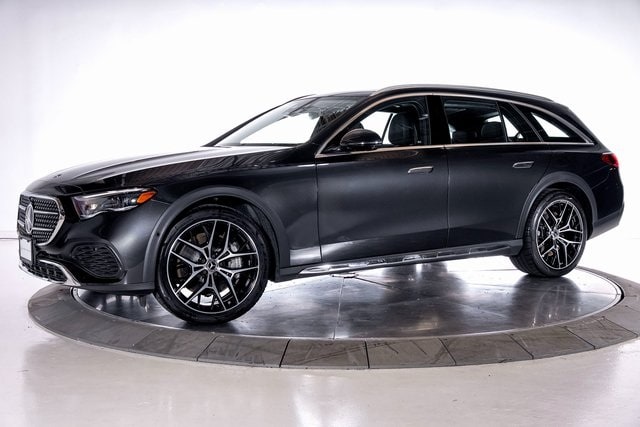 2024 Mercedes-Benz E-Class E450 All-Terrain's photo