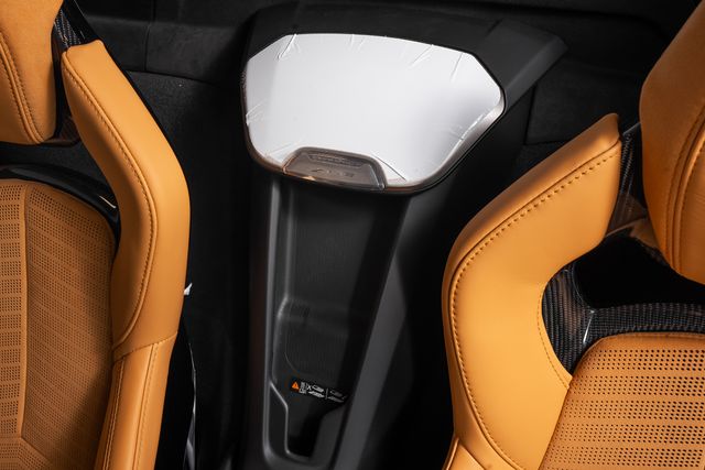 2025 Chevrolet Corvette 3LZ - Photo 18