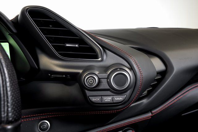 2017 Ferrari 488 GTB Base - Photo 43