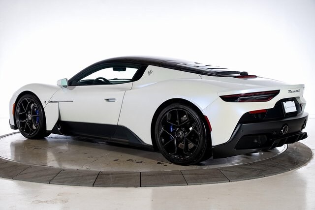 2023 Maserati MC20 Base photo 3