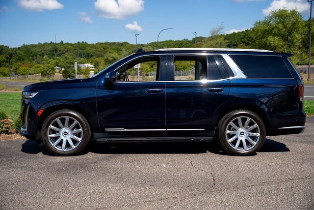 2023 Cadillac Escalade Premium Luxury Platinum photo 2