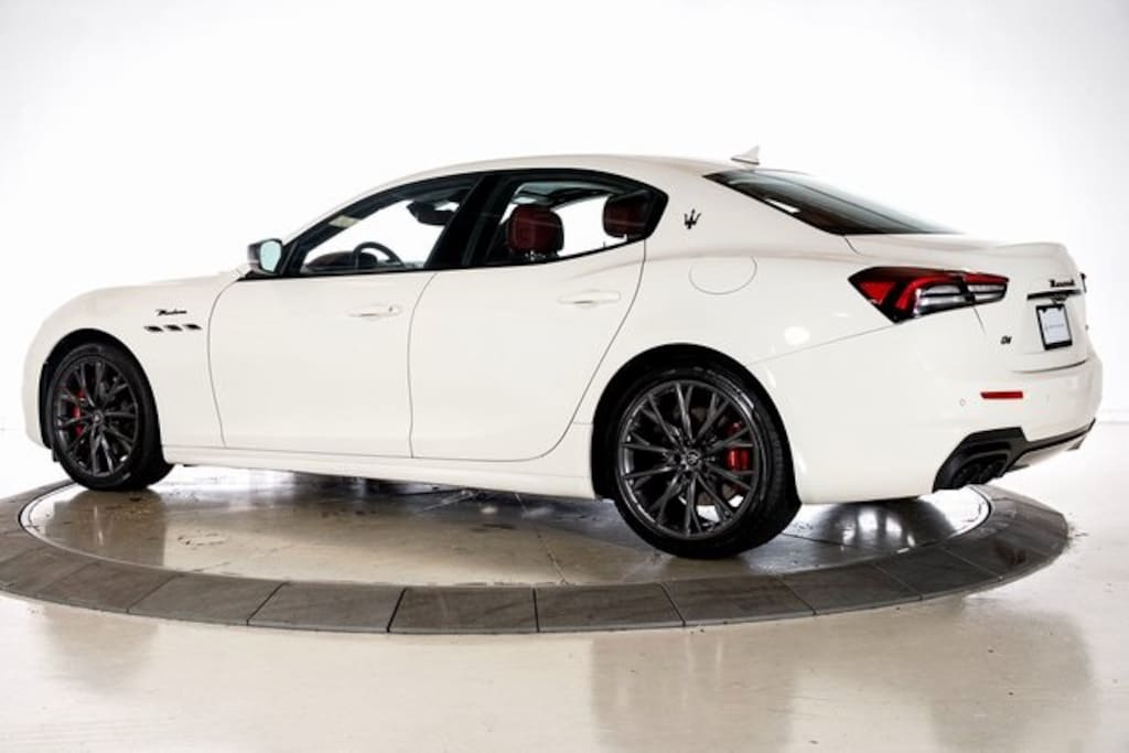 Used 2022 Maserati Ghibli Modena Q4 Sedan