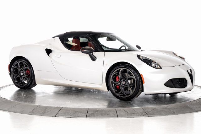2019 Alfa Romeo 4C Base - Photo 10