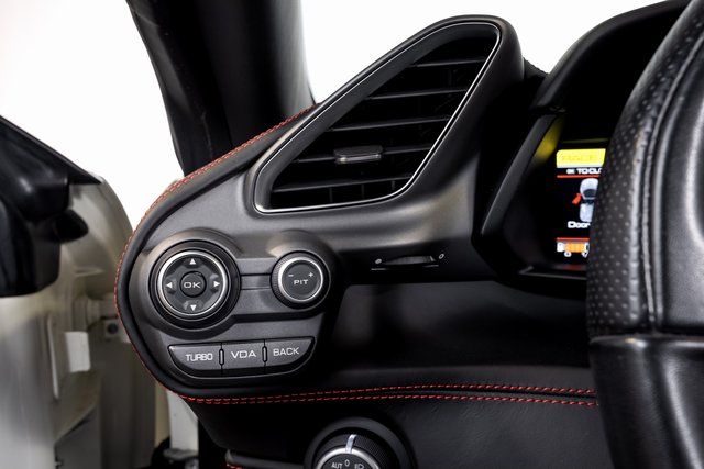 2017 Ferrari 488 GTB Base - Photo 40