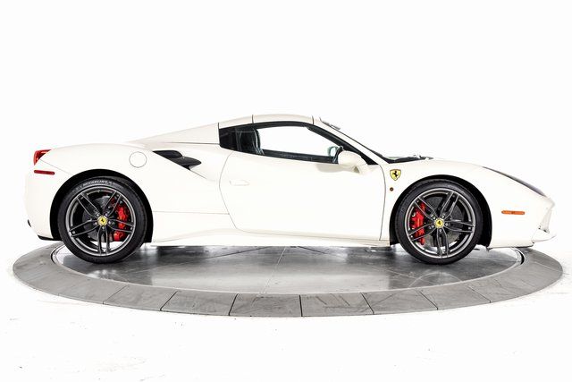 2017 Ferrari 488 GTB Base - Photo 13
