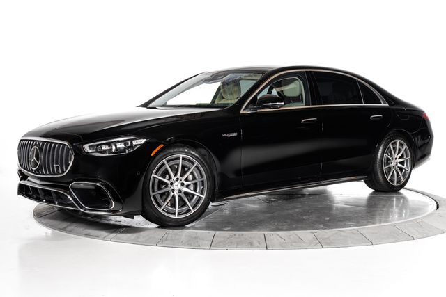 2024 Mercedes-Benz S-Class S 63 E-Performance's photo