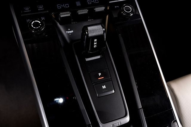2022 Porsche 911 Turbo S - Photo 49