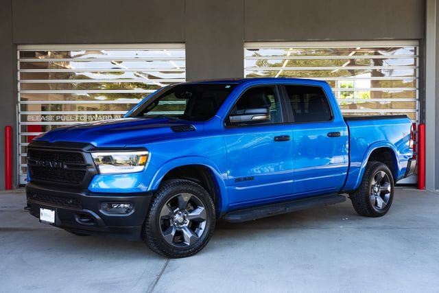 2023 RAM 1500 Big Horn/Lone Star 4x4 Crew Cab 5'7's photo