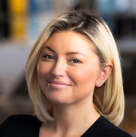 Staff member Maggie Yamaguti from 0403fddc9a84