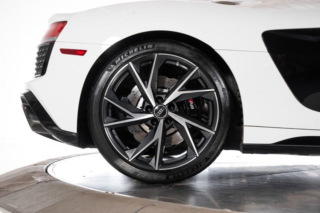 2023 Audi R8 Performance - Photo 13