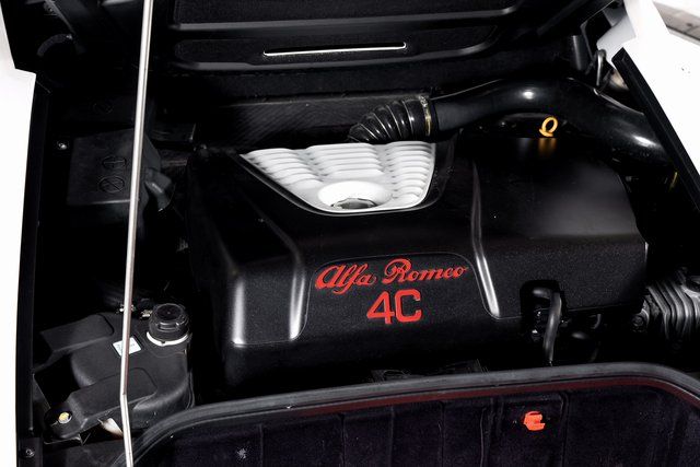 2019 Alfa Romeo 4C Base - Photo 6