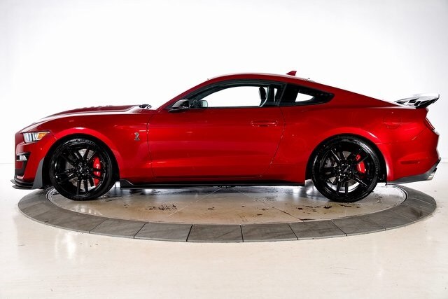 2021 Ford Mustang Shelby GT500 photo 2