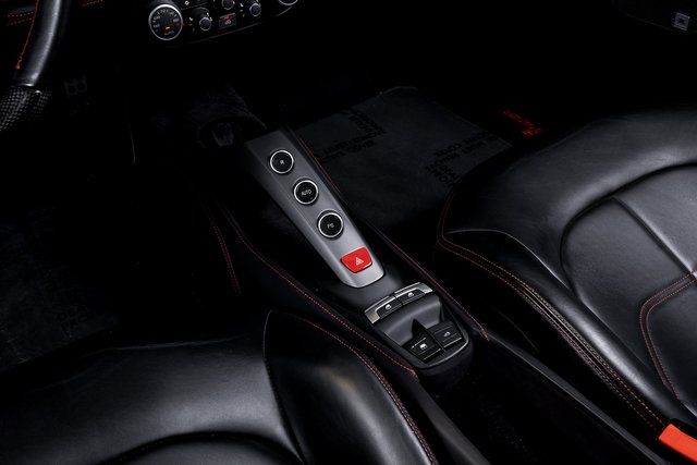 2017 Ferrari 488 GTB Base - Photo 30