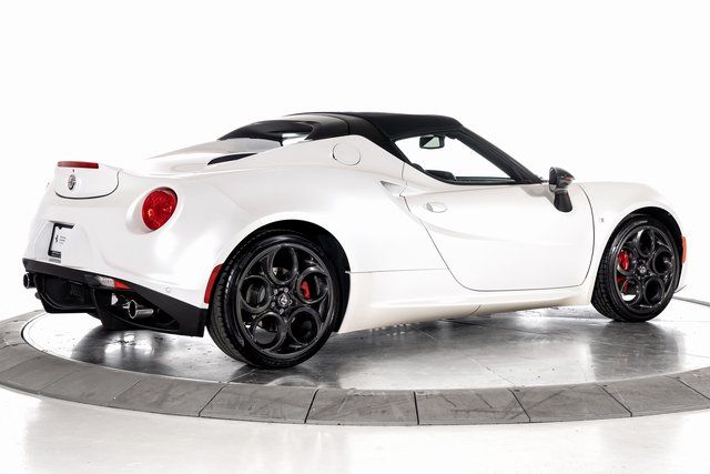 2019 Alfa Romeo 4C Base - Photo 8
