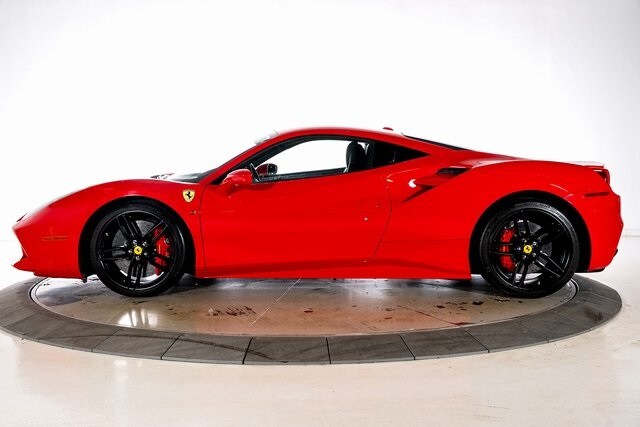 2017 Ferrari 488 GTB photo 3