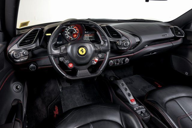 2017 Ferrari 488 GTB Base - Photo 5