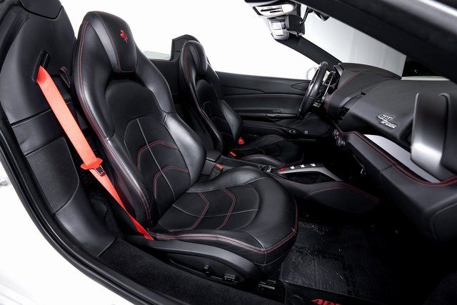 2017 Ferrari 488 GTB Base - Photo 54