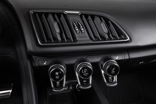 2023 Audi R8 Performance - Photo 35