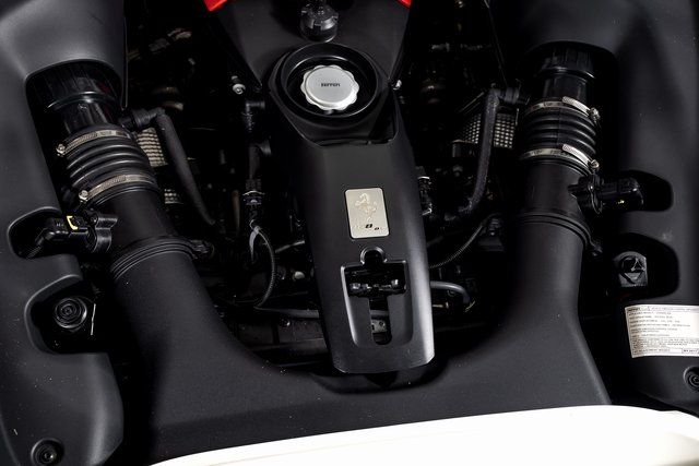 2017 Ferrari 488 GTB Base - Photo 11