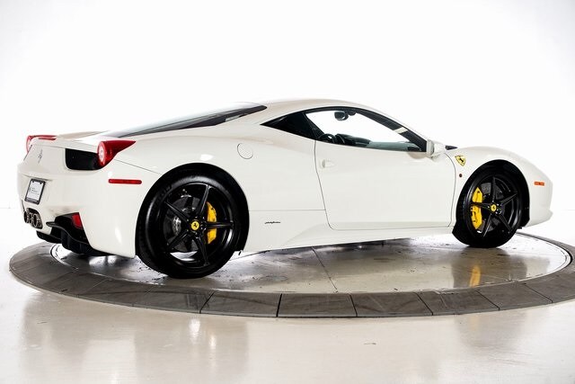 2014 Ferrari 458 Italia Base photo 2