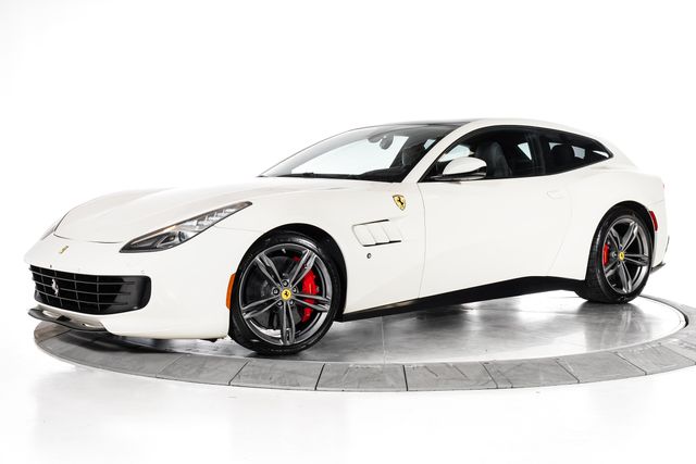 2019 Ferrari GTC4Lusso -'s photo