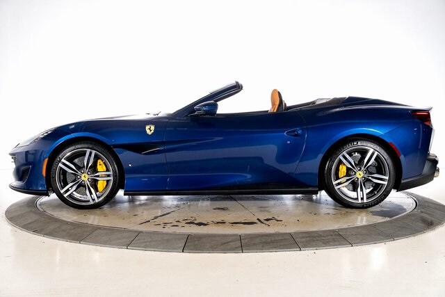 2019 Ferrari Portofino Base photo 3