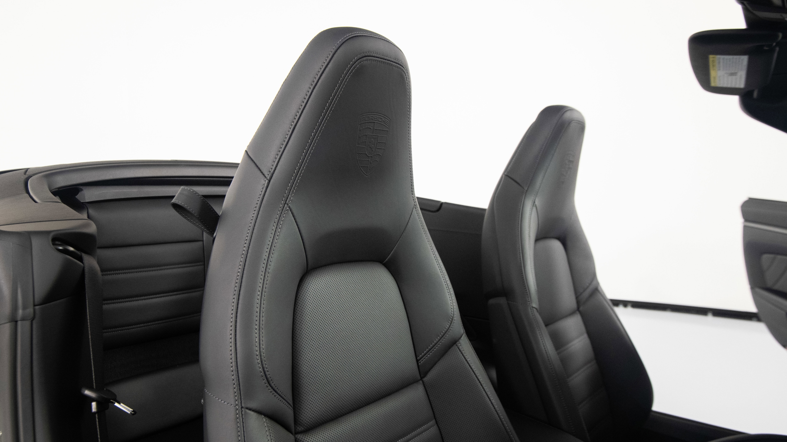 2026 Porsche 911 S - Photo 32