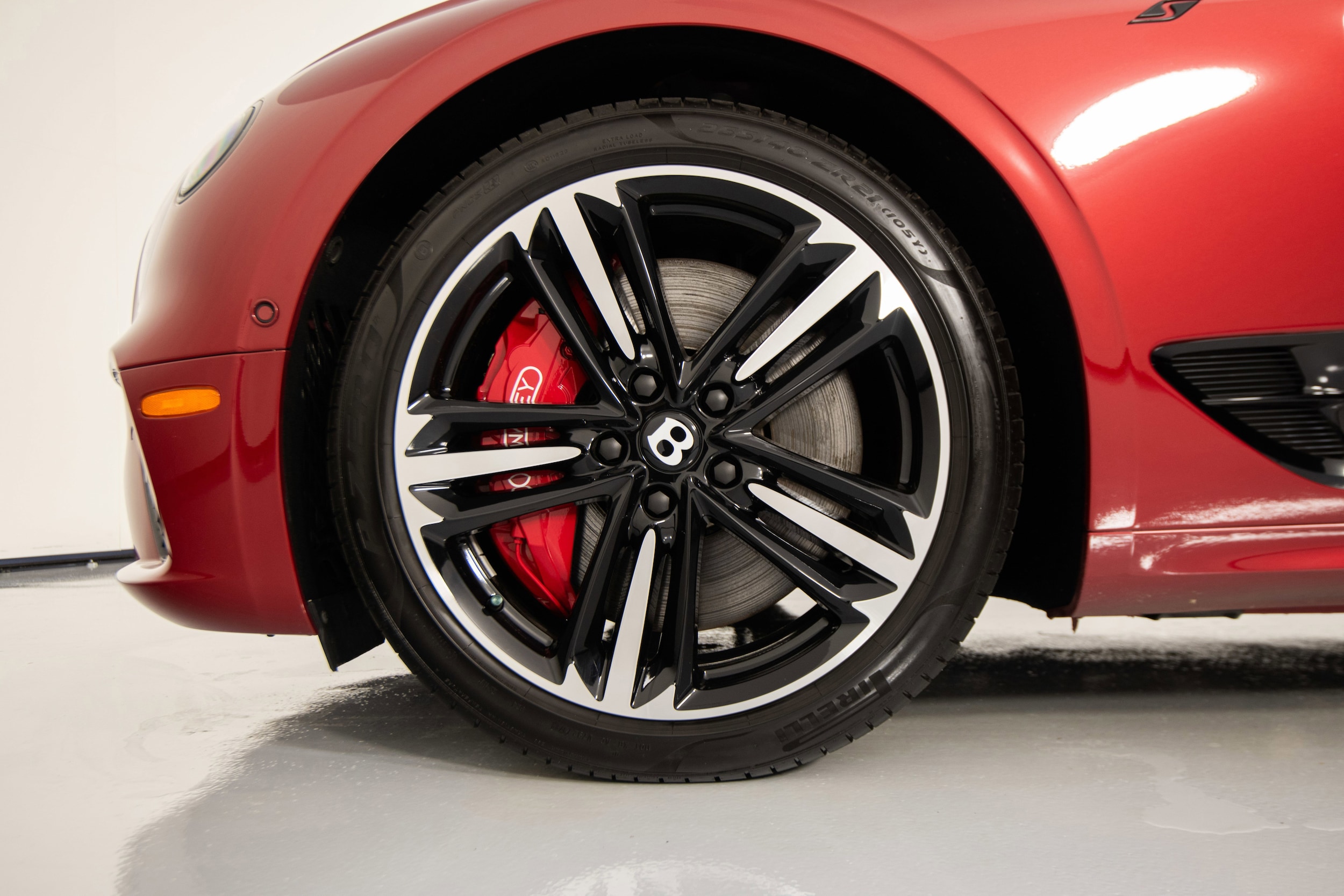 2023 Bentley Continental GTC S - Photo 10