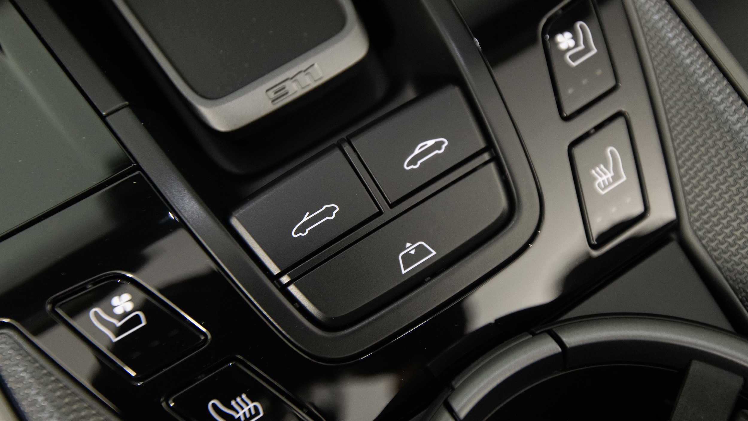 2026 Porsche 911 S - Photo 26