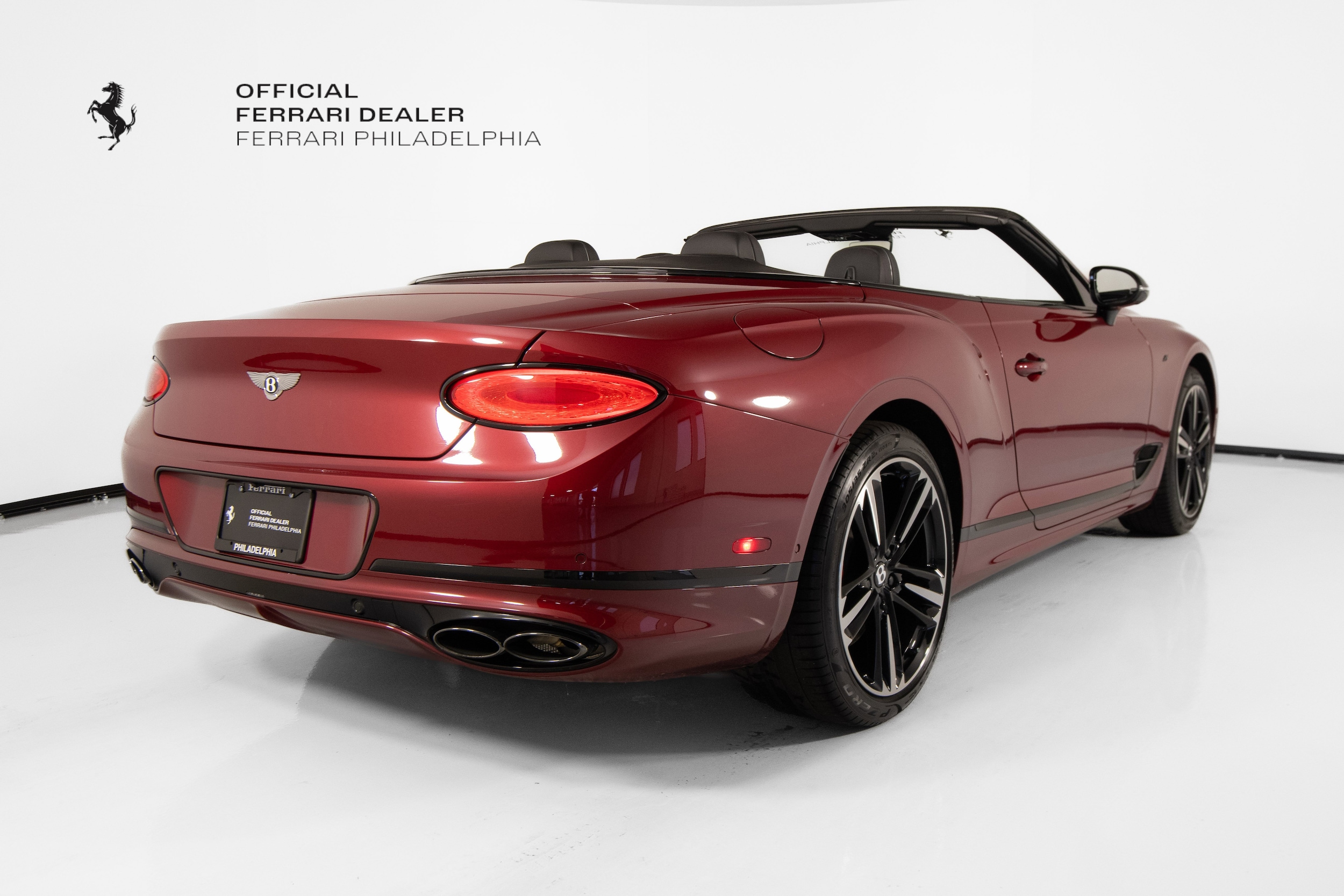 2023 Bentley Continental GTC S - Photo 8