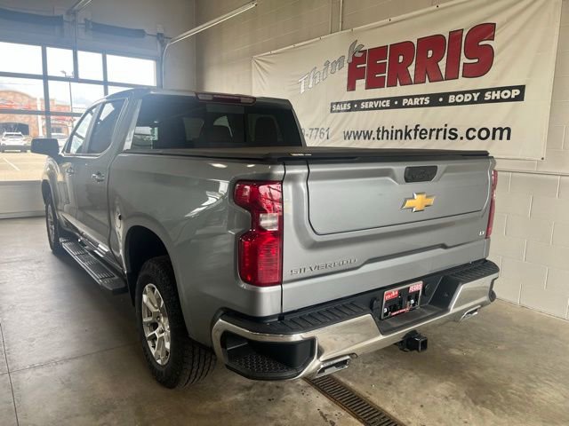 2025 Chevrolet Silverado 1500 LT photo 3