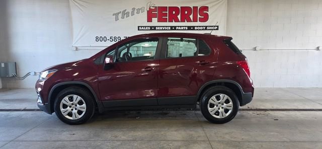 Used 2017 Chevrolet Trax LS with VIN 3GNCJKSB4HL264672 for sale in New Philadelphia, OH