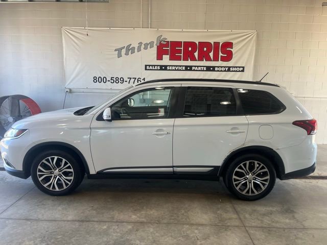 Used 2016 Mitsubishi Outlander SEL with VIN JA4AZ3A33GZ043090 for sale in New Philadelphia, OH