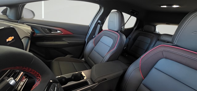 2026 Chevrolet Equinox EV RS - Photo 19