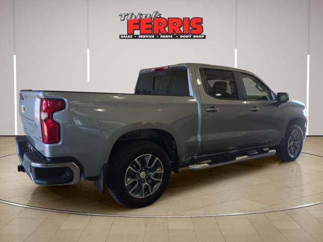 2026 Chevrolet Silverado 1500 LT - Photo 5