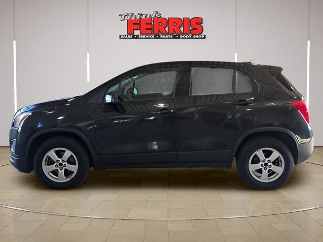 Used 2016 Chevrolet Trax LS with VIN KL7CJNSB8GB677301 for sale in New Philadelphia, OH