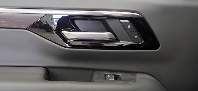 2026 Chevrolet Tahoe Premier - Photo 26