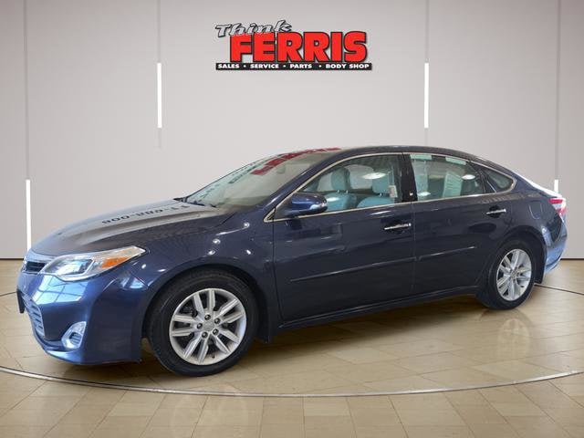 2015 Toyota Avalon XLE Premium's photo