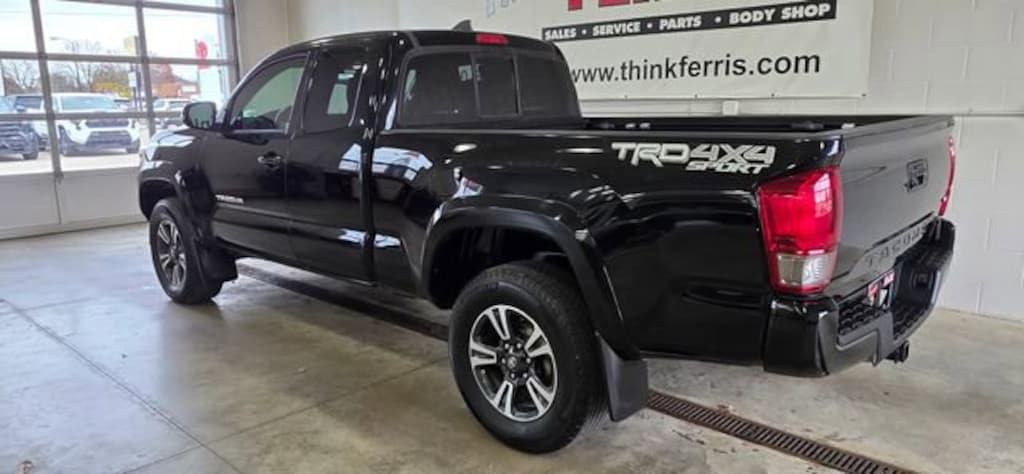 Used 2017 Toyota Tacoma SR5