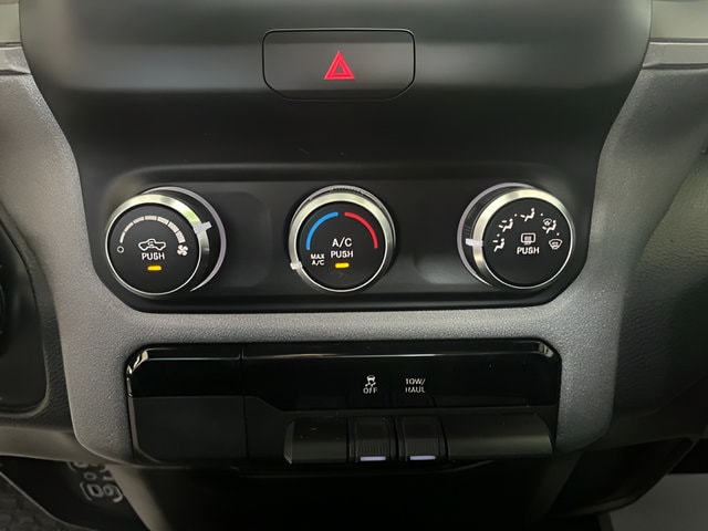 2021 RAM Ram 1500 Pickup Tradesman - Photo 16