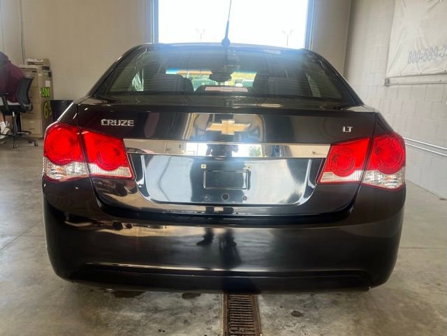 2012 Chevrolet Cruze photo 3