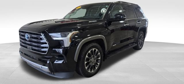 2023 Toyota Sequoia Limited's photo