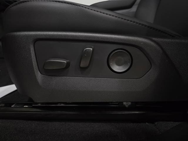 2026 Chevrolet Colorado Trail Boss - Photo 11